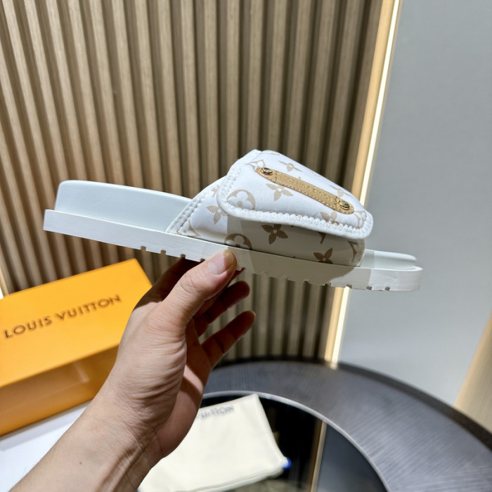 LVT SLIDE COPSHOE LVS-116