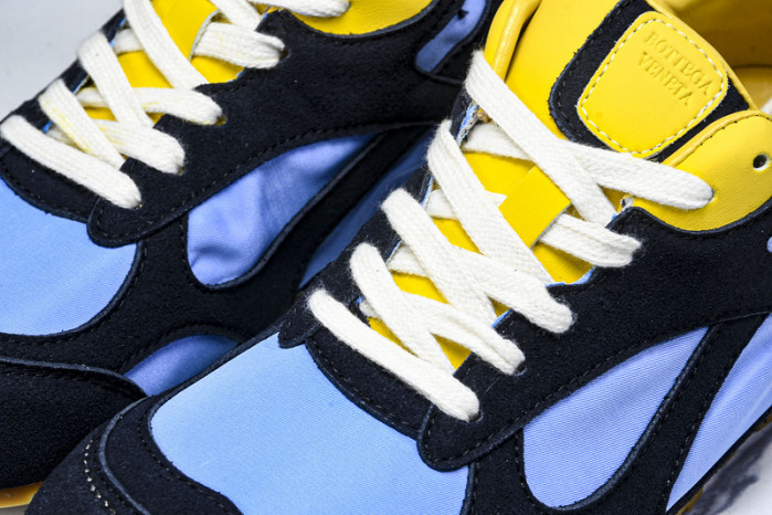 bo*te*ga Ve*ne*ta sneaker copshpe bv-71