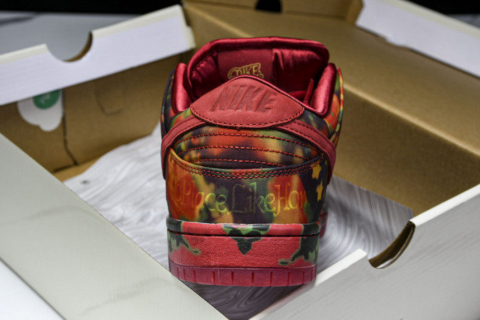 The Wizard of Oz x Nike SB Dunk Low FZ1291-600