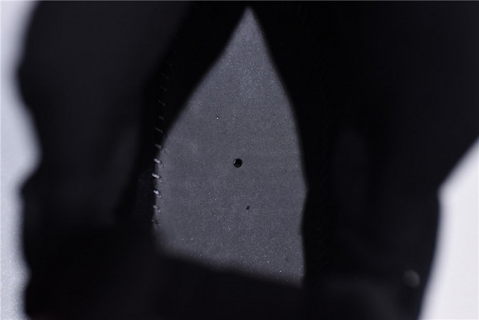 air jordan 11 “cap and gown” black 378037-005