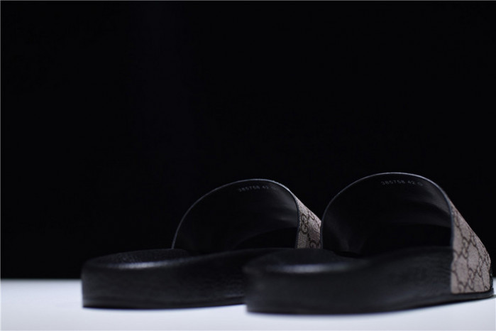 gc leather slide sandal with tiger 456234 k5y00 8919