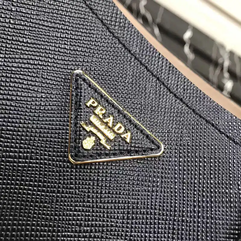 Pra*a bags 1907bp0019