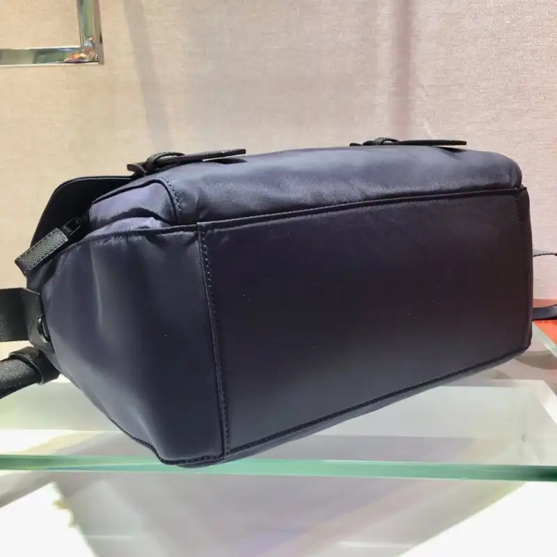 Pra*a bags 1910bb0056