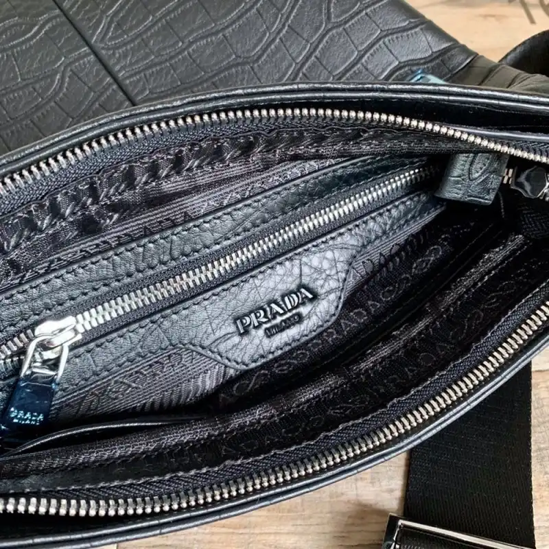 Pra*a bags 1910bb0099