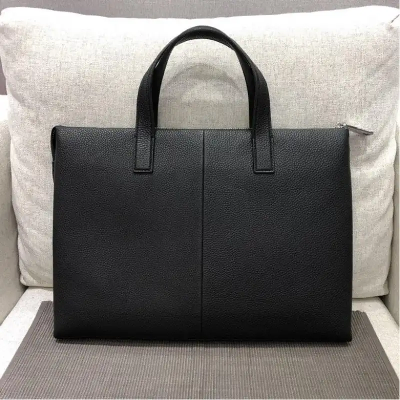 F**di bags 1917m0037