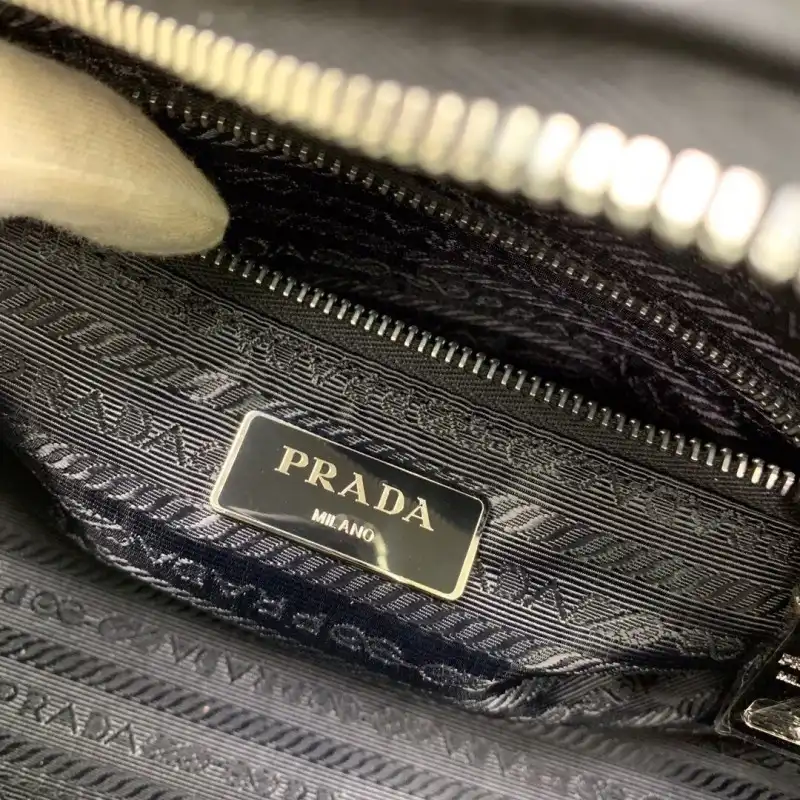 Pra*a bags 19b57b0067