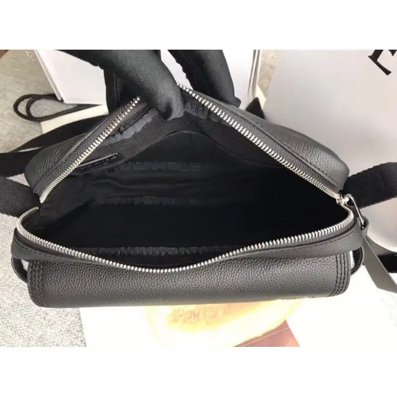 L0ew* s bag 19yan0011