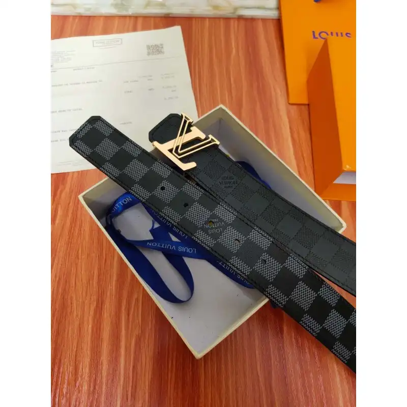 LV s Belte 19XIA0011