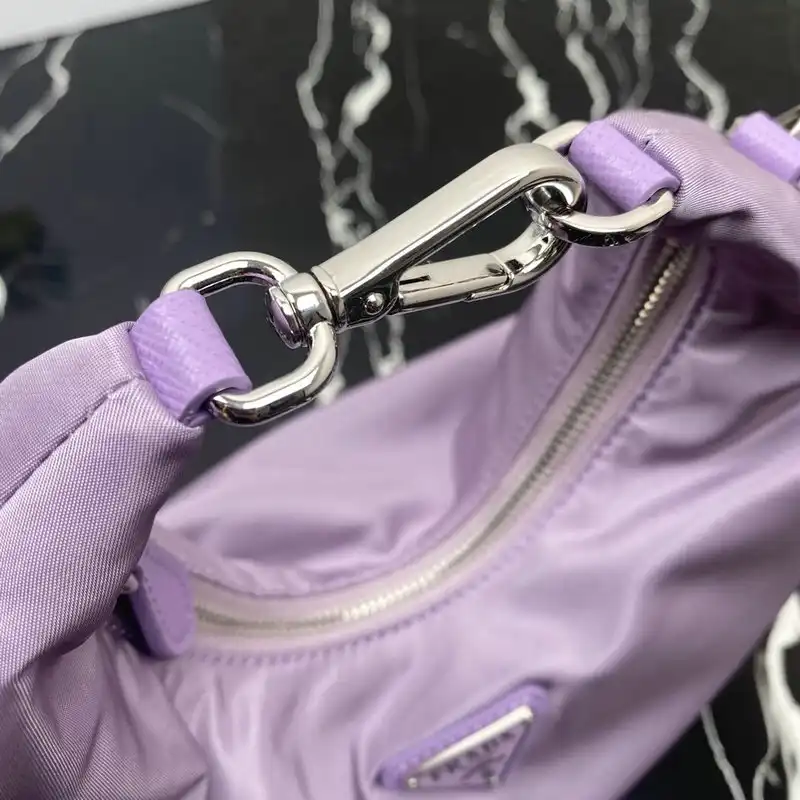 Pra*a bags 206b570032