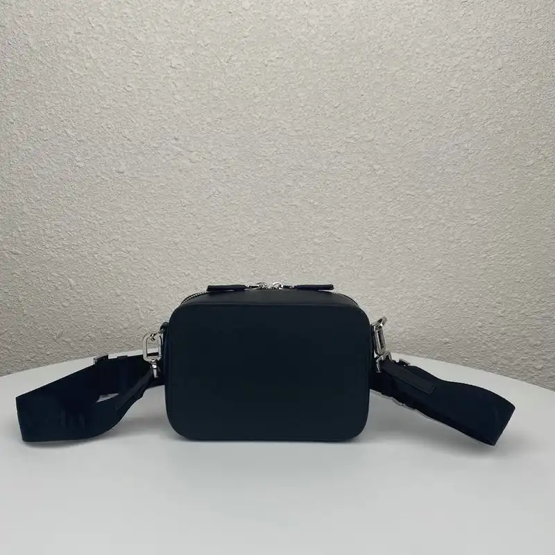 Pra*a bags 206b570119