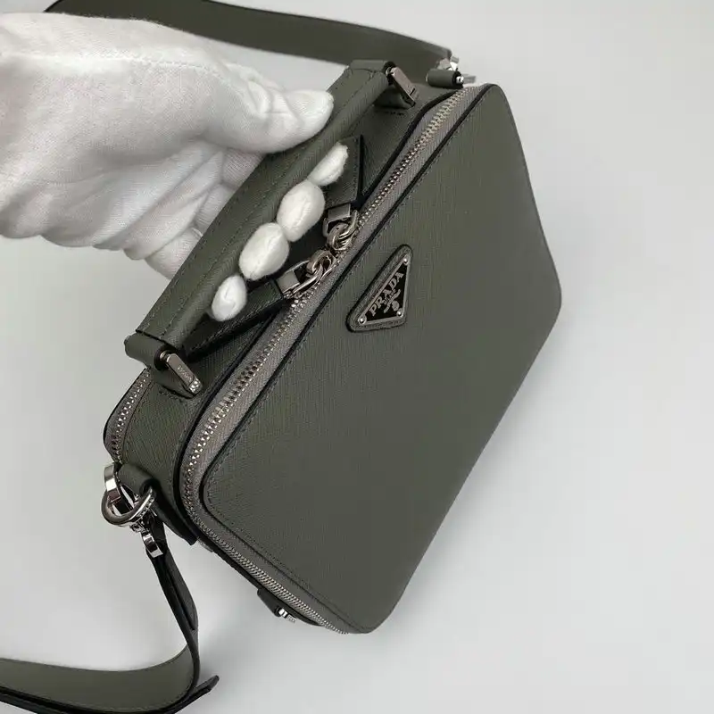 Pra*a bags 206b570124