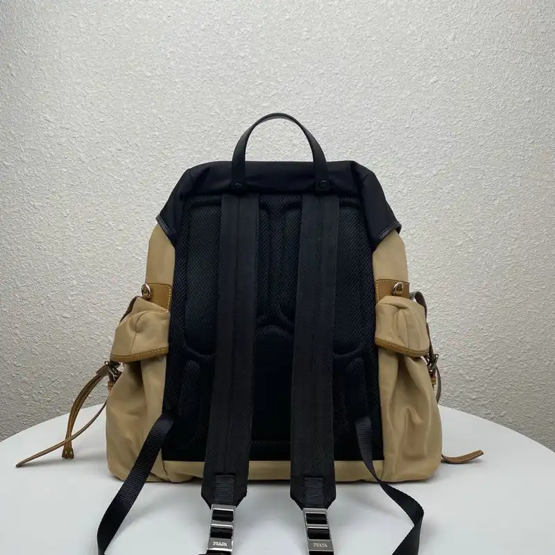 Pra*a bags 206b570125