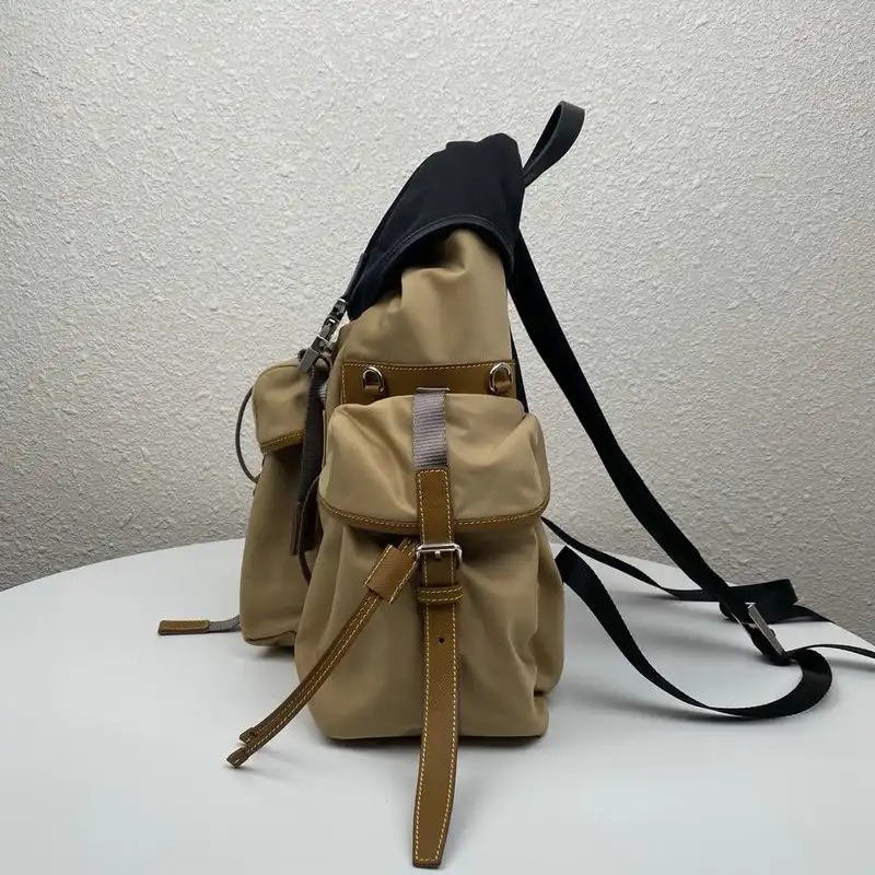 Pra*a bags 206b570125