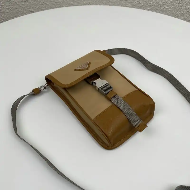 Pra*a bags 206b570128