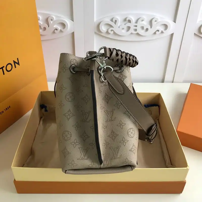 L0ew* bags 20dj570178