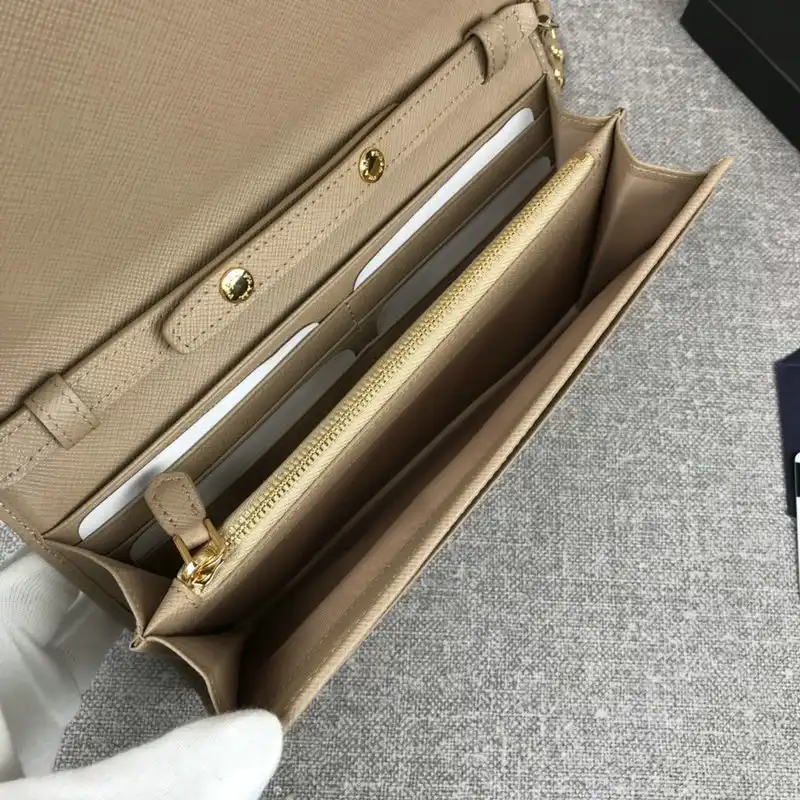 Pra*a bags 20b570287