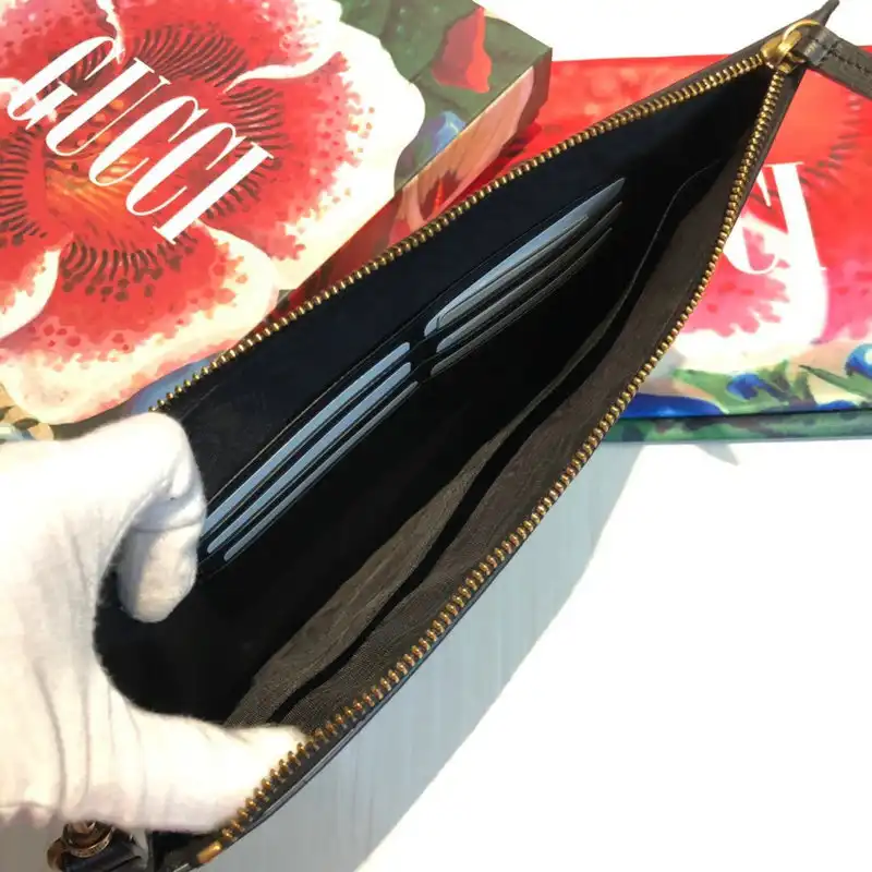 G*u*i bags 20guc0225