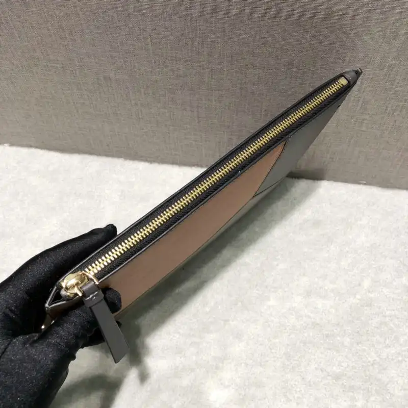 L0ew* bags 2106dj0016