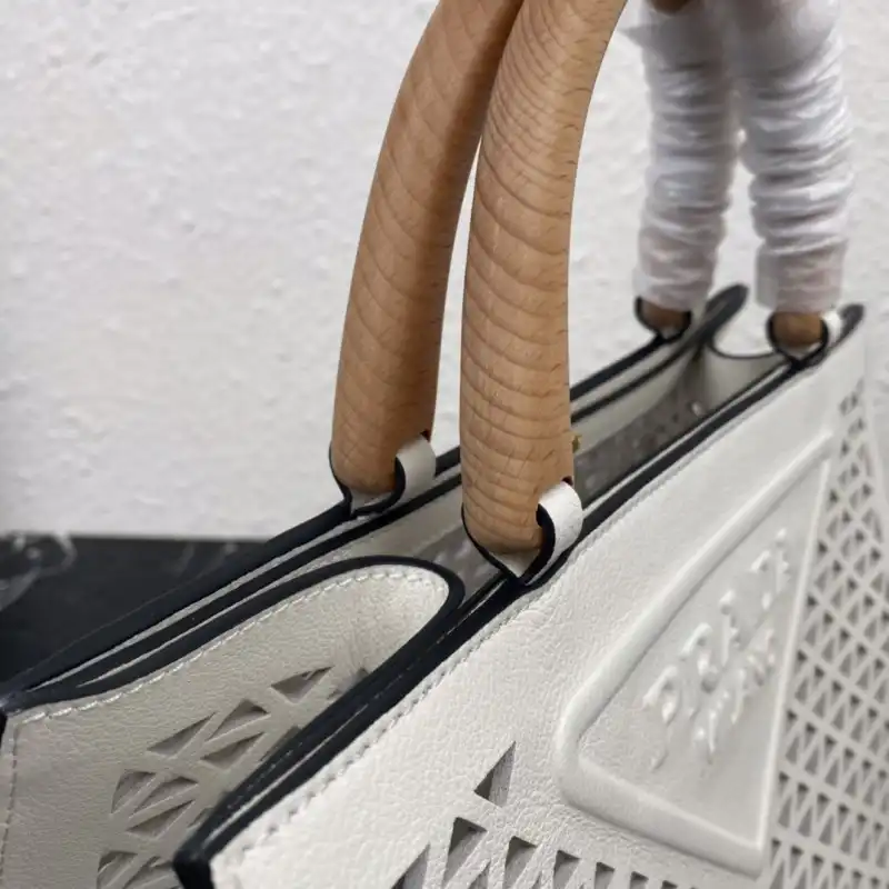 Pra*a s bags 2108dj0004