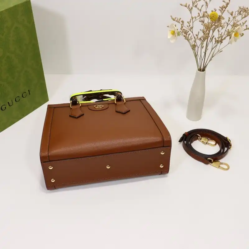 G*u*i s bags 2108dj0081