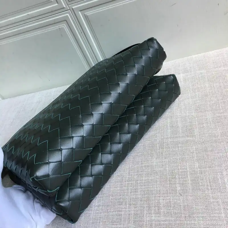 b0tt*ga Ven*ta bag 2108sf0239