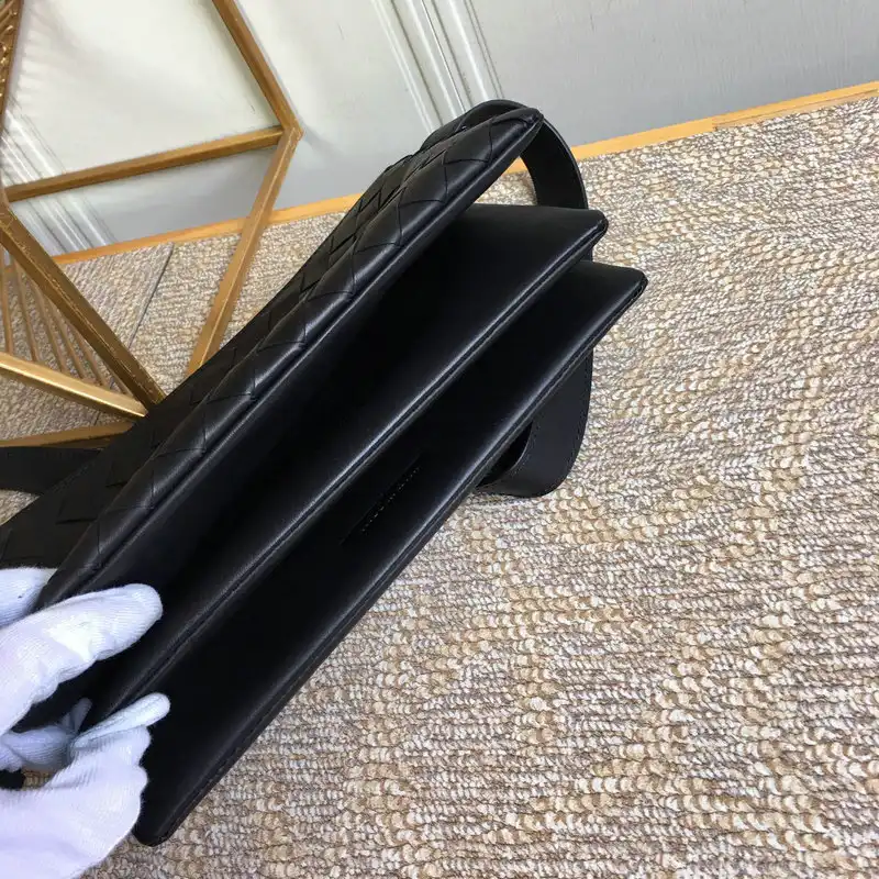 b0tt*ga Ven*ta bag 2108sf0283