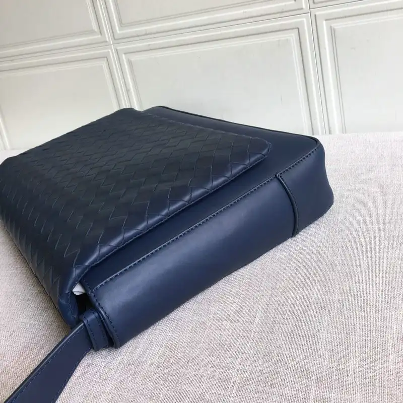 b0tt*ga Ven*ta bag 2108sf0285