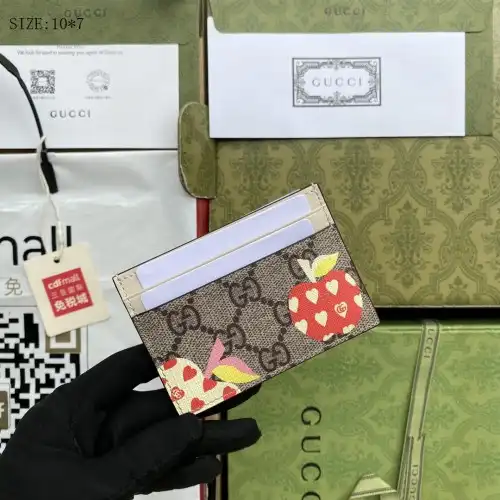 G*u*i s bags 2108ya0081