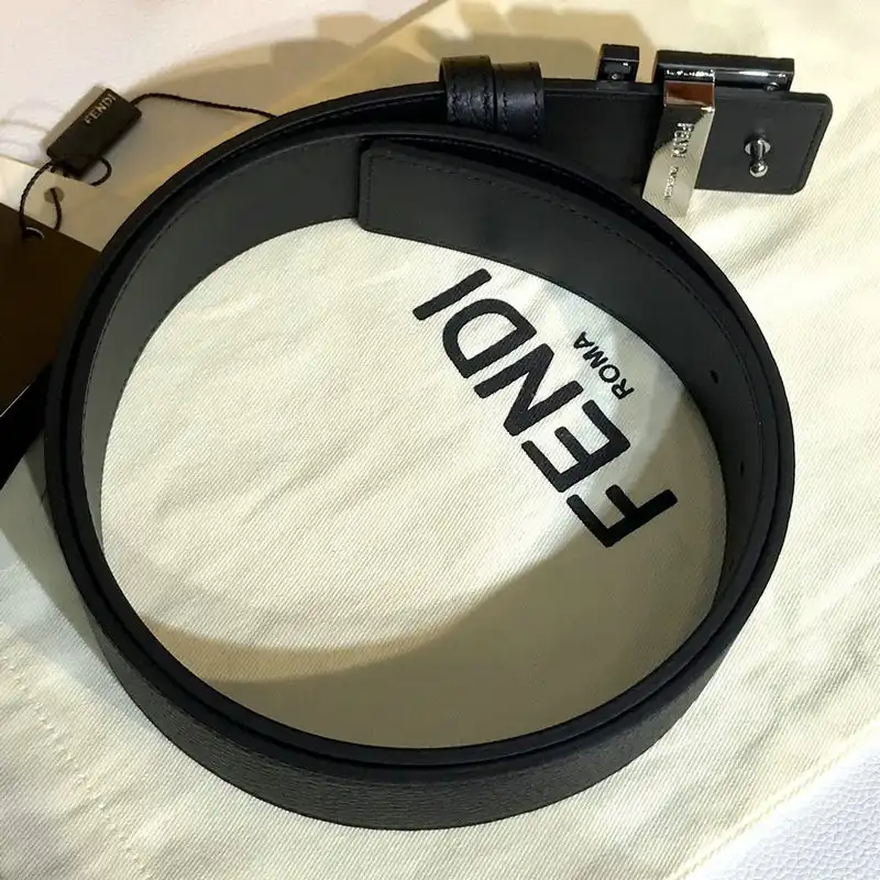 F**di belts 2109xf0051