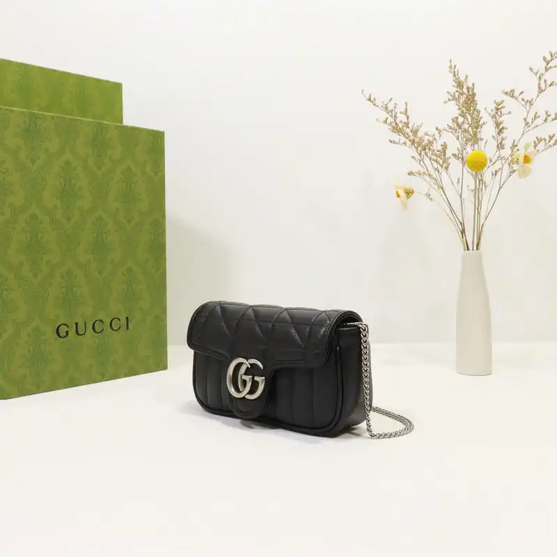 G*u*i bags 2110dj0075