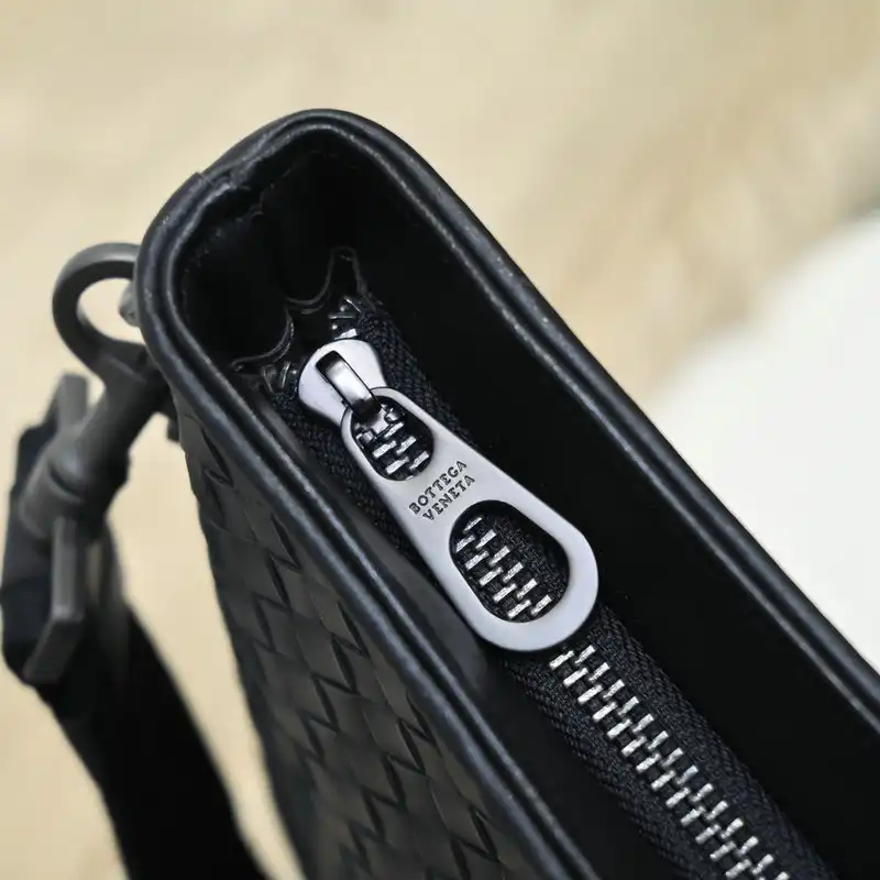 b0tt*ga Ven*ta s bags 2110yz0001