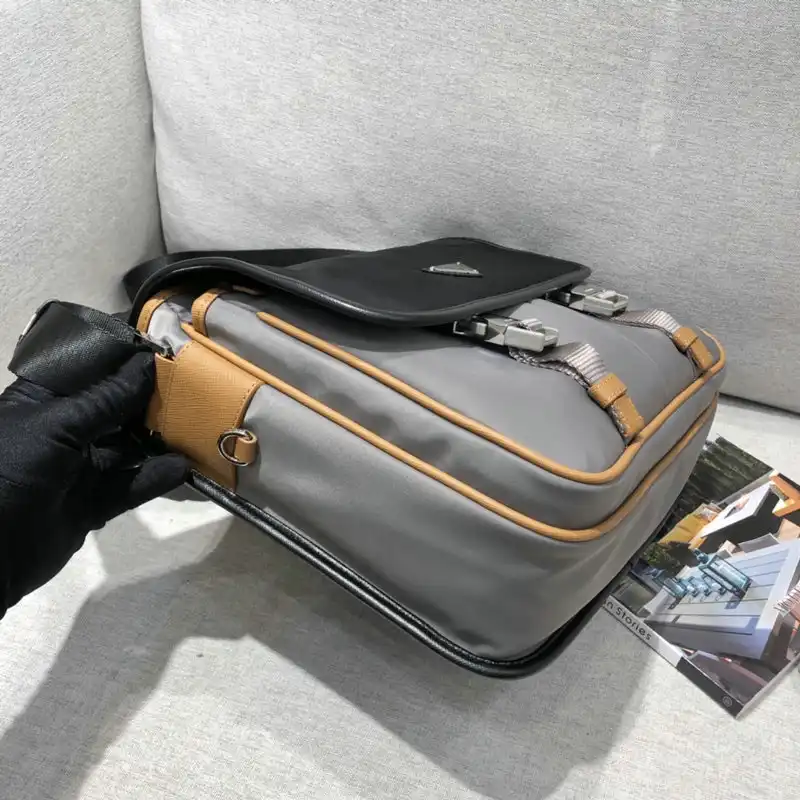 Pra*a s bags 2110yz0023