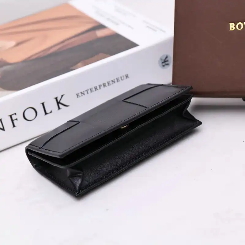 b0tt*ga Ven*ta bag 2112sf0030