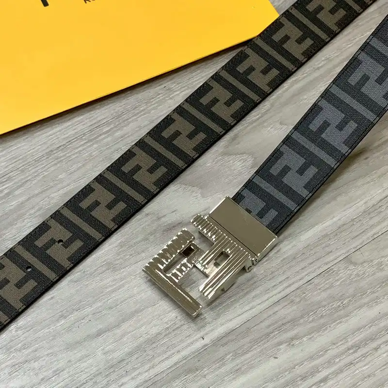 F**di belts 2204xa0220