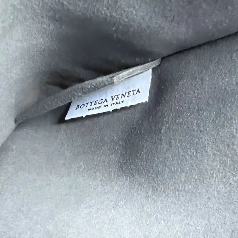 b0tt*ga Ven*ta bag 2209sf0029