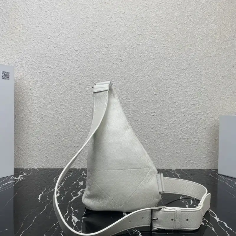 Pra*a bag 2209yz0049