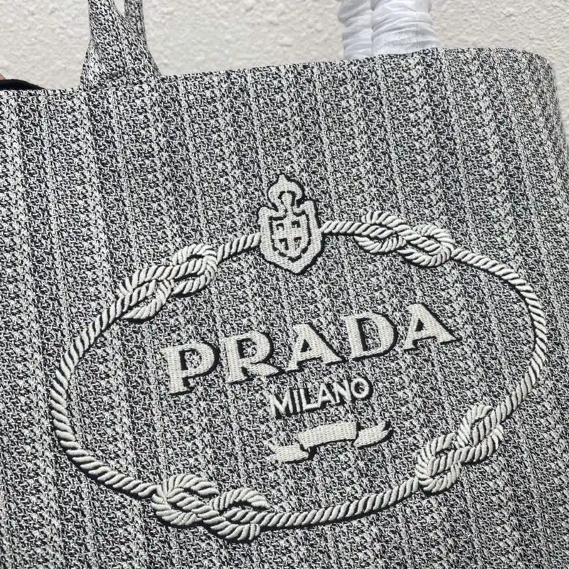 Pra*a bag 2209yz0088