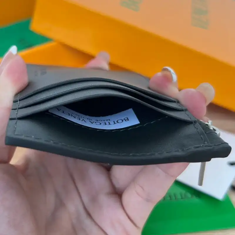 b0tt*ga Ven*ta bag 2211sf0041