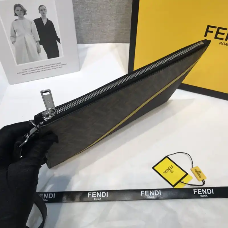 F**di bag 2212yz0028