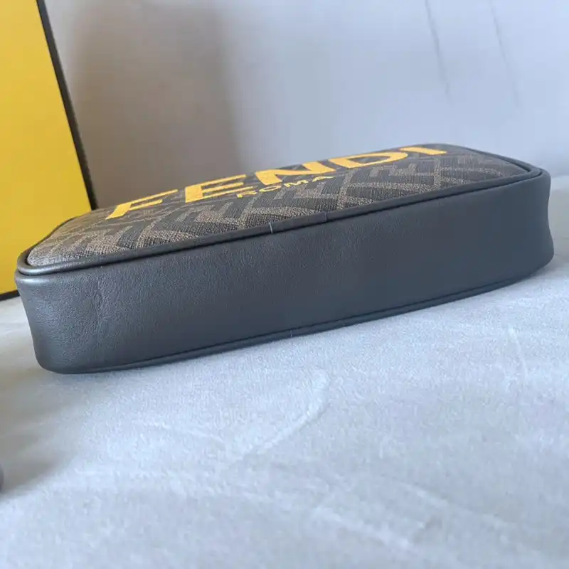 F**di bag 2301ya0041