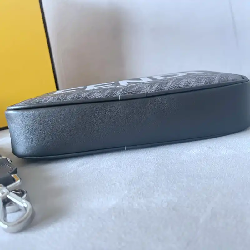 F**di bag 2301ya0042