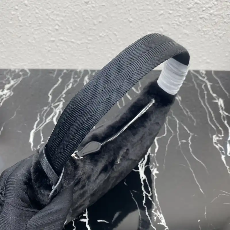 Pra*a bag 2301yz0013