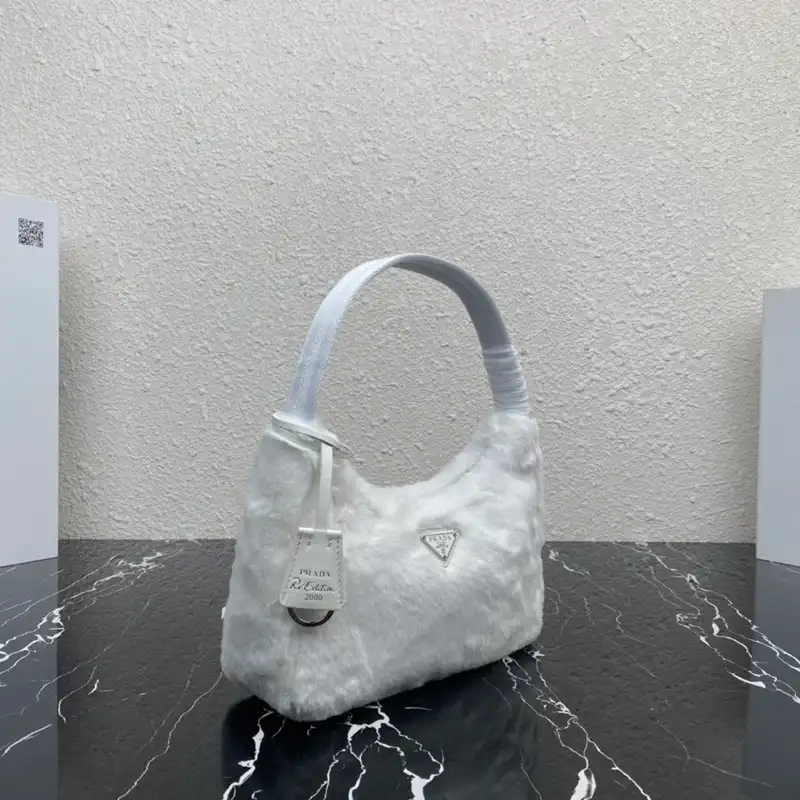 Pra*a bag 2301yz0014