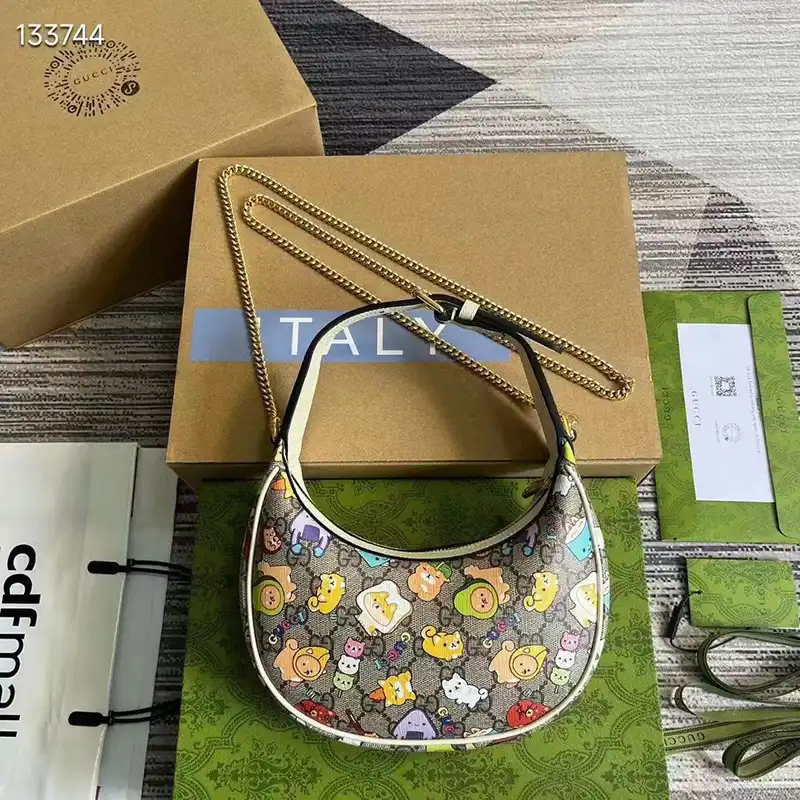 G*u*i bag 2305ht0022