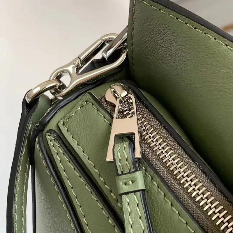 L0ew* bag 2305ht0024