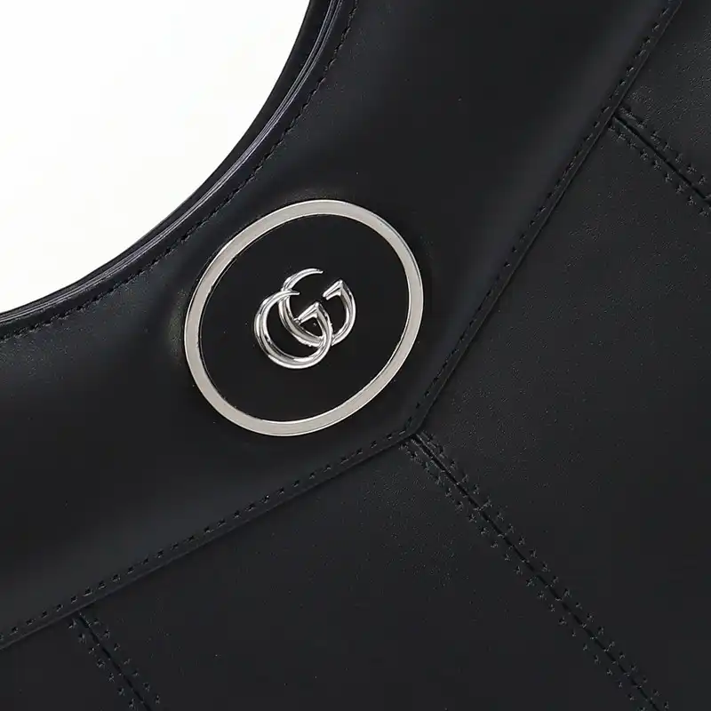 G*u*i bag 2306ya0057