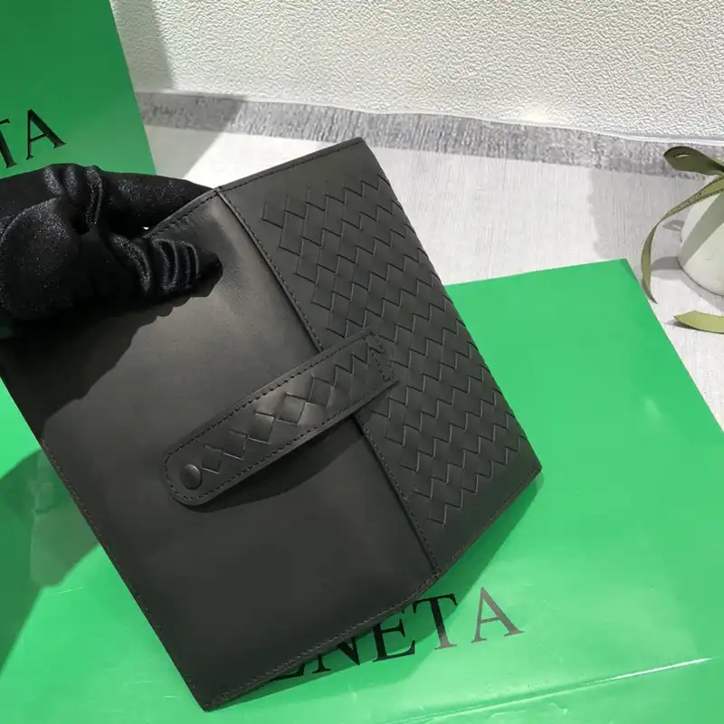 b0tt*ga Ven*ta bag 2306yz0048