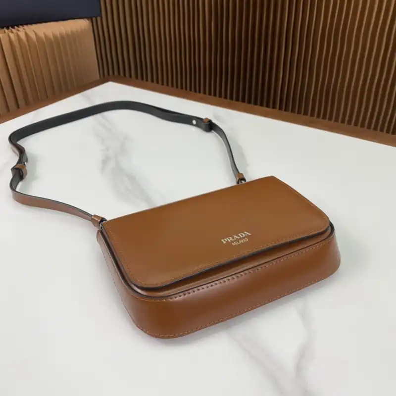 Pra*a bag 2309ya0146