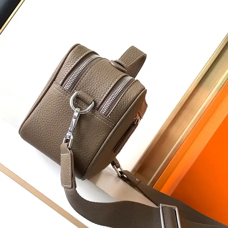 H**me5 bag 2309ya0177