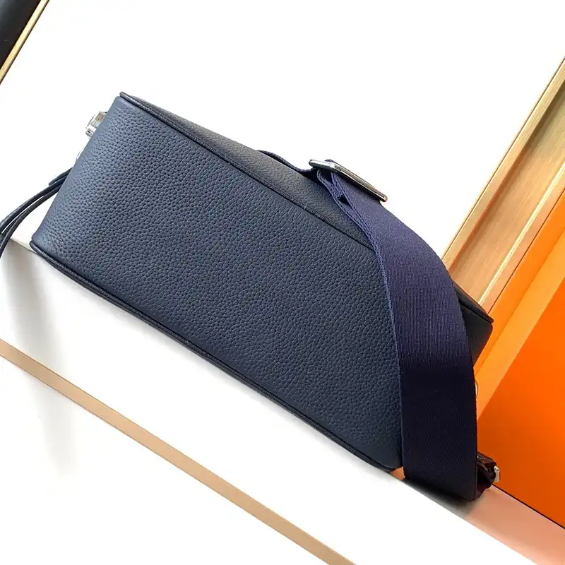 H**me5 bag 2309ya0179